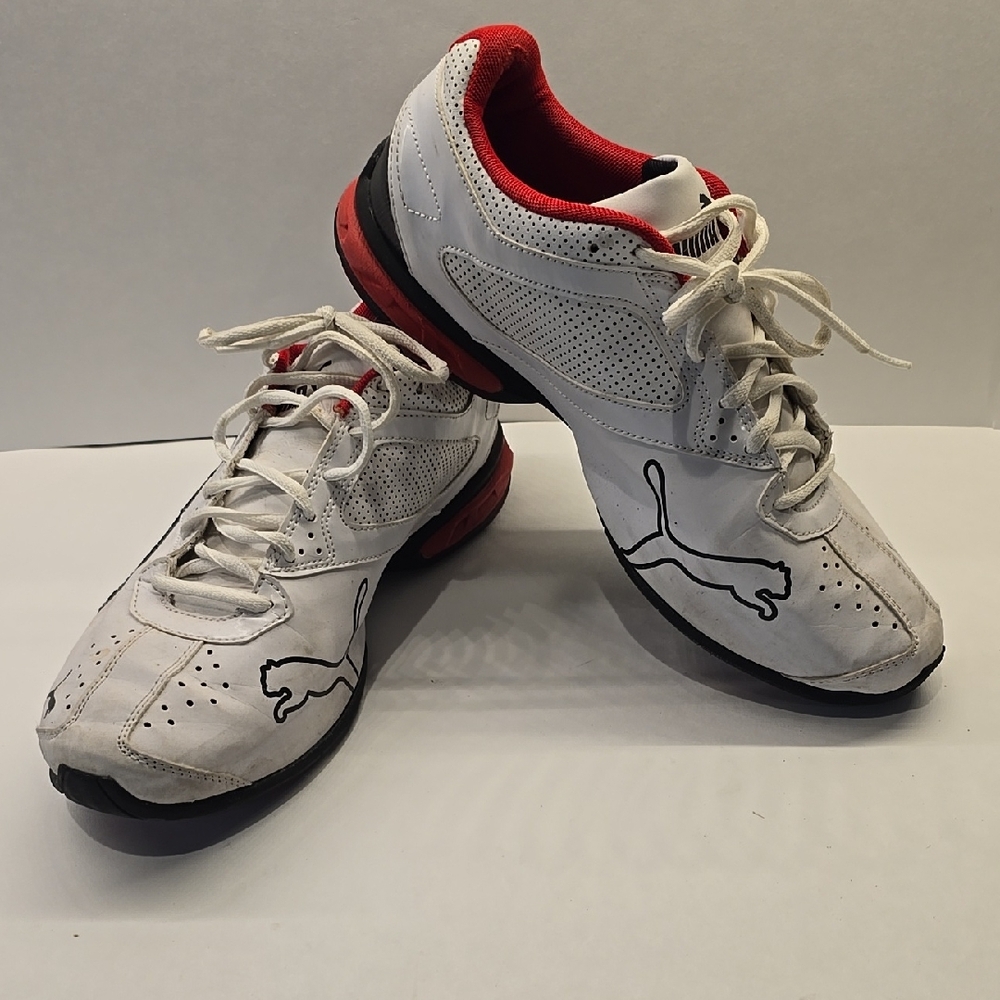 Puma Men's White and Red Athletic Shoes